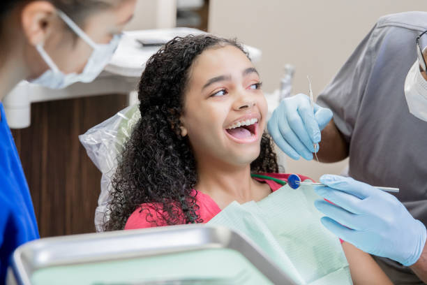 Best Emergency Dental Care for Broken or Chipped Teeth in Henry, IL